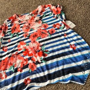 Time tru NWT Top size l